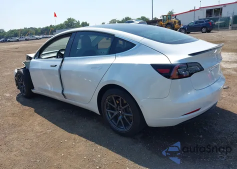 2019 Tesla Model 3 Long Range/Mid Range/Standard Range/Standard Range Plus from USA, damaged, VIN 5YJ3E1EA2KF429392